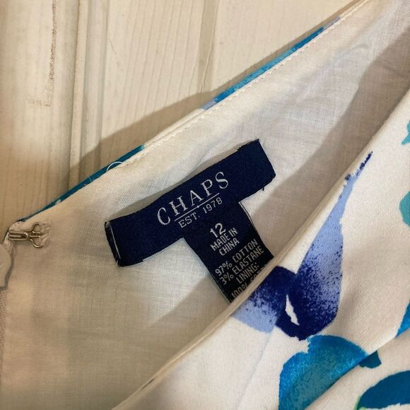 Floral Blue and Green Women's Dress, Chaps, size 12, excellent condition - Picture 2 of 2